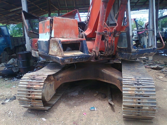 ขายด่วน..รถขุด KOMATSU PC100-3 S/N 24,xxx  รถสวย แรงขุดดี ตัวเดิน เดินแรงทั้งสองข้าง แรงขุดดี ทำงานไว ได้งานมาก ประหยัดน้ำมันสุดคุ้ม สภาพพร้อมใช้งานอย่างสุดขีด.