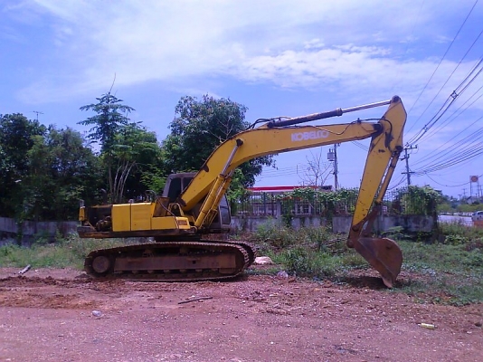 ขานด่วน..รถแบคโฮ KOBELCO SK200 M3 YN 15981 รถสวย พร้อมใช้งาน มีเอกสารชุดจดทะเบียนครบ.