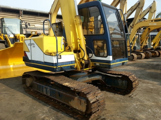 รถขุดดิน SK60-1 มาร์คทรี รถอยู่ที่ C.S หลักสี่ สภาพสวย ชั่วโมงใช้งานน้อย  โทร.081-373-0559