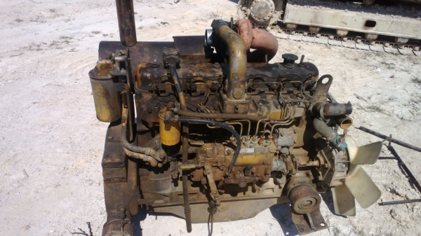 ขายเครื่องแบคโฮ PC200-3 แน่นๆเพิ่งตัด 6D94 เครื่องสวย ครบ ขายเครื่องแบคโฮ PC200-3 แน่นๆเพิ่งตัด 6D94 เครื่องสวย ครบ