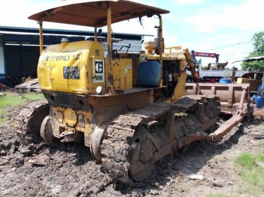 CAT D5