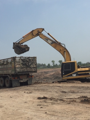320b CATERPILLARมาให้ช็อปอีกแล้วครับท่าน@800,000บาท สนใจโทรเลย ☎ 081-989-1989 + ID LINE :rangrayong หรั่งครับ