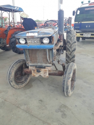 ขายจ้า อีเซกิTS2810 แถมอุปกรณ์ 3 ชิ้น ผาน คาด ล้อเหล็ก