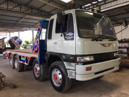 ขายรถเทรลเลอร์ 3M 240แรง ขึ้นแบคโค320ได้สบาย ราคา980,000 จัดไฟแนนซ์ได้60-70 สนใจโทร 090-8588220 090-