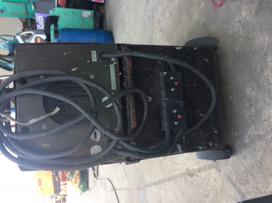 ขายตู้เชื่อมพร้อมปั่นไฟ ใช้แบตเตอรี่เชื่อมได้3.2มิล