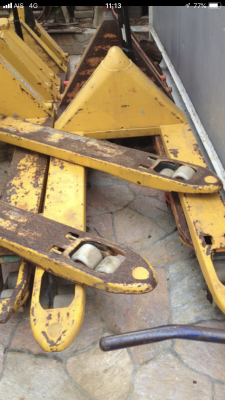 ขายแฮนลิพ 2.5ตัน. สภาพใช้งานปกติทุกตัวราคาตัวละ4500เหมา5ตัวให้3500 ขายแฮนลิพ 2.5ตัน. สภาพใช้งานปกติทุกตัวราคาตัวละ4500เหมา5ตัวให้3500