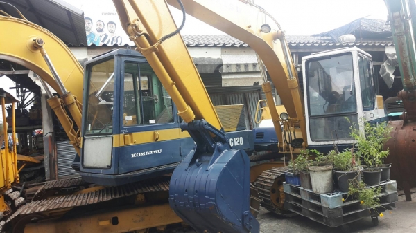 PC 120-5 รถสภาพสวยพร้อมใช้ราคา 830,000 รถกทม.