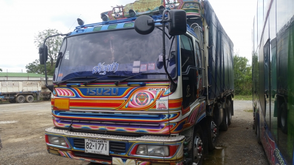 12ล้อ / ISUZUI หัว GIGA / ปี 40 / 340 แรง 12ล้อ / ISUZUI หัว GIGA / ปี 40 / 340 แรง