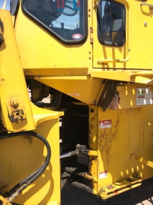 ขายรถตักล้อยาง KOMATSU WA300-1 รถนอกนำเข้าเองจากญี่ปุ่น สภาพสวยพร้อมใช้งาน มีVDOการทำงานครับ ขายรถตักล้อยาง KOMATSU WA300-1 รถนอกนำเข้าเองจากญี่ปุ่น สภาพสวยพร้อมใช้งาน มีVDOการทำงานครับ