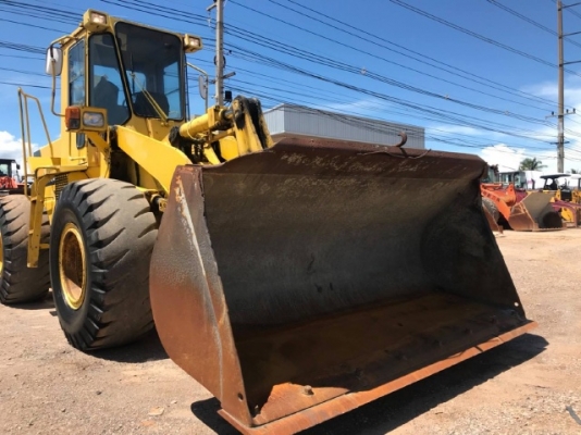 ขายรถตักล้อยาง KOMATSU WA300-1 รถนอกนำเข้าเองจากญี่ปุ่น สภาพสวยพร้อมใช้งาน มีVDOการทำงานครับ ขายรถตักล้อยาง KOMATSU WA300-1 รถนอกนำเข้าเองจากญี่ปุ่น สภาพสวยพร้อมใช้งาน มีVDOการทำงานครับ