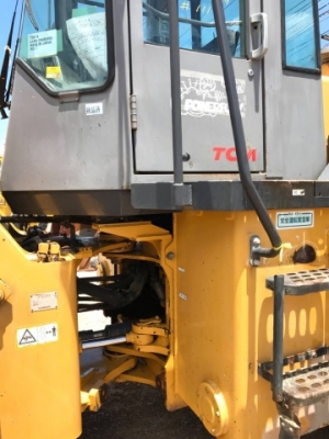 ขายรถตักล้อยาง TCM L32-2 รถนอกนำเข้าเองจากญี่ปุ่น สภาพสวยพร้อมใช้งาน มีVDOการทำงานครับ