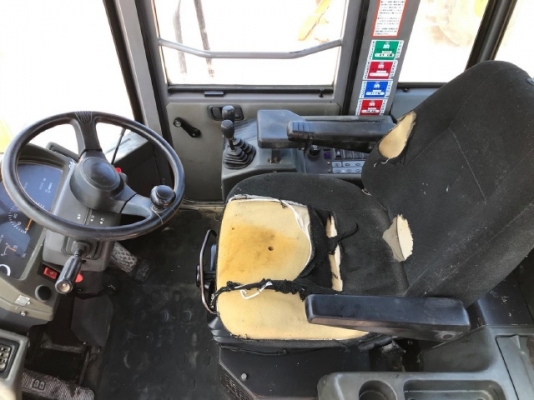 ขายรถตักล้อยาง TCM L32-2 รถนอกนำเข้าเองจากญี่ปุ่น สภาพสวยพร้อมใช้งาน มีVDOการทำงานครับ