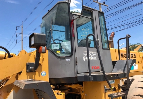 ขายรถตักล้อยาง TCM L32-2 รถนอกนำเข้าเองจากญี่ปุ่น สภาพสวยพร้อมใช้งาน มีVDOการทำงานครับ