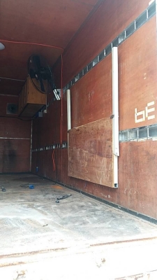 ขาย 795,000 รถ 6 ล้อตู้แห้ง ISUZU หัวตึก 175 แรง ปี 57 ตู้แห้งภายในตู้แต่งเป็นรถเซอร์วิส หัวบางยางดี คัชซีสวย  รถอยู่ กทม. 090-772-3710 090-772-3708