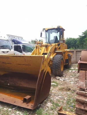 ขาย 1,070,000 รถตักล้อยาง XCMG LW 330K 2,500 ชม. รถสวยเหมือนใหม่ เอกสารเล่มทะเบียน แขนยาว รถสวยพร้อมใช้เอกสารพร้อมโอน รถอยู่ กทม. 090-772-3710 090-772-3708