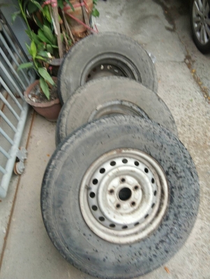 ขายกะทะเหล็ก5รู114ขอบ14ถูกๆวงละ250