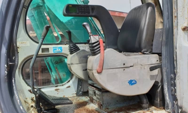 ขายด่วนรถแบคโฮKOBELCO-SK120MARK5มาร์ไฟร์ระบบลายหัวกะแทกรถนอกเพิ่งนำเข้ามายังไม่เคยใช้งานในเมืองไทยเลย ขายด่วนรถแบคโฮKOBELCO-SK120MARK5มาร์ไฟร์ระบบลายหัวกะแทกรถนอกเพิ่งนำเข้ามายังไม่เคยใช้งานในเมืองไทยเลย