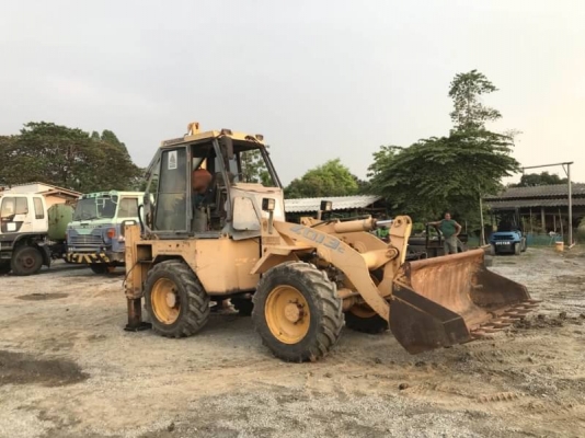 ขาย 295,000 รถตักหน้าขุดหลัง FOREDIL 4013C เครื่องดี เกียร์แรง ยางสวย ระบบพร้อมใช้ เอกสารชื่อขาย  รถอยู่  นครปฐม โทร 0610710295