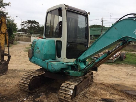 KOMATSU PC 20-7 KOMATSU PC 20-7