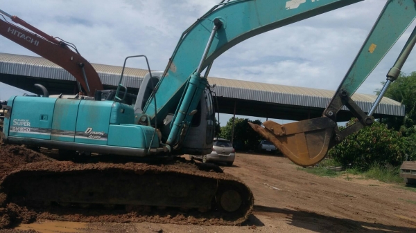 รถขุดแบ๊คโฮ KOBELCO SK200 YN10 ทำงานดี ไฟฟ้าเต็ม เครื่องปั้มเดิมแรงดี ช่วงล่างดี อยู่ภาคกลาง ราคา 1,050,000บ. สนใจ 0835601591