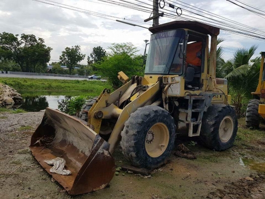 ขายรถตักWA100-1 หนึ่งคัน WA120-3Aสามคัน ราคาลดสุดๆ350000 ลิเภอ564หนึ่งคันราคา700000 ขายรถตักWA100-1 หนึ่งคัน WA120-3Aสามคัน ราคาลดสุดๆ350000 ลิเภอ564หนึ่งคันราคา700000