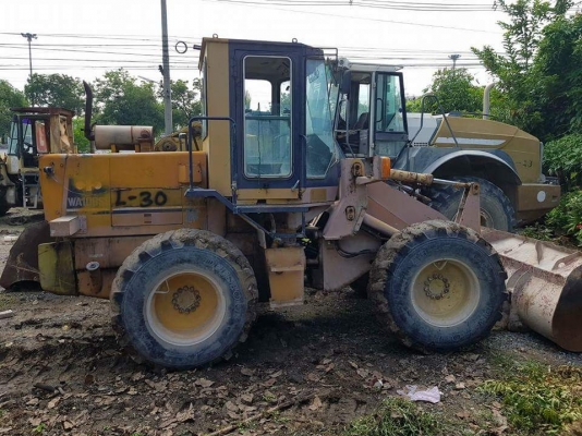 ขายรถตักWA100-1 หนึ่งคัน WA120-3Aสามคัน ราคาลดสุดๆ350000 ลิเภอ564หนึ่งคันราคา700000 ขายรถตักWA100-1 หนึ่งคัน WA120-3Aสามคัน ราคาลดสุดๆ350000 ลิเภอ564หนึ่งคันราคา700000