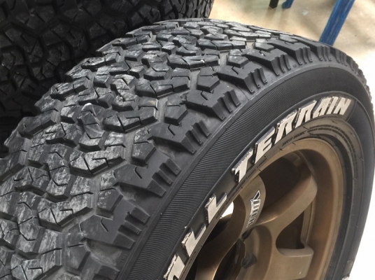 ล้อTE37 suv ขอบ18 พร้อมยาง ALL  265/60/18 หล่อๆทั้งชุดถูกๆ