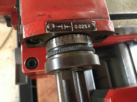 ขายครับขายเครื่องกลึง emco compact 10 จากออสเตรีย สภาพเก่าเก็บ ขายราคาเท่ากับ ของใหม่จีน ใครให้สูงกว่า 48000 เอาต้นฉบับของเครื่องตลาดในปจุบันไปเลย 0814583376 เอก ปทุม -หัวจับ 4" สี่จับ แบบฟันพร้อม -รูผ่านคอ 20 mm.  -ท้ายแท่น mt. 2 -ระยะswing over cro