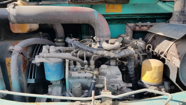 ขายรถแบคโฮ KOBELCO SK70SR-1ES มีผานดันหน้า มีไลน์หัวกระแทก ขายรถแบคโฮ KOBELCO SK70SR-1ES มีผานดันหน้า มีไลน์หัวกระแทก