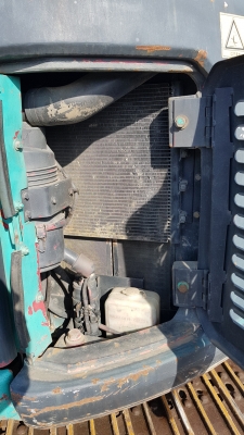 ขายรถแบคโฮ KOBELCO SK70SR-1ES มีผานดันหน้า มีไลน์หัวกระแทก ขายรถแบคโฮ KOBELCO SK70SR-1ES มีผานดันหน้า มีไลน์หัวกระแทก