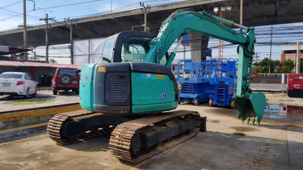 ขายรถแบคโฮ KOBELCO SK70SR-1ES มีผานดันหน้า มีไลน์หัวกระแทก ขายรถแบคโฮ KOBELCO SK70SR-1ES มีผานดันหน้า มีไลน์หัวกระแทก