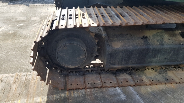 ขายรถแบคโฮ KOBELCO SK70SR-1ES มีผานดันหน้า มีไลน์หัวกระแทก ขายรถแบคโฮ KOBELCO SK70SR-1ES มีผานดันหน้า มีไลน์หัวกระแทก