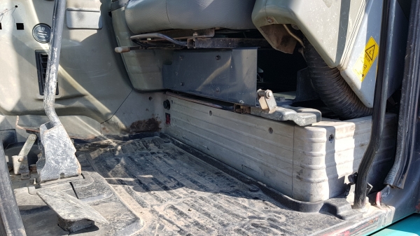 ขายรถแบคโฮ KOBELCO SK70SR-1ES มีผานดันหน้า มีไลน์หัวกระแทก ขายรถแบคโฮ KOBELCO SK70SR-1ES มีผานดันหน้า มีไลน์หัวกระแทก