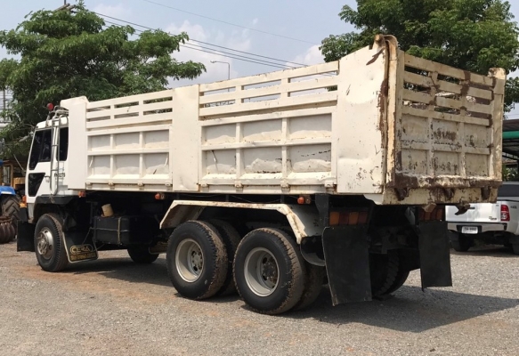 10 ล้อ 2 เพลา หลง 527M TF เครื่อง 240 แรง ปี 42 กระบะเหล็กดั้ม พร้อมใช้ 850,000