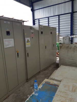 ตู้ไฟจำนวน25ใบ เมน200แอมป์ 250แอมป์ใบละ20,000บาท ตู้ไฟจำนวน25ใบ เมน200แอมป์ 250แอมป์ใบละ20,000บาท