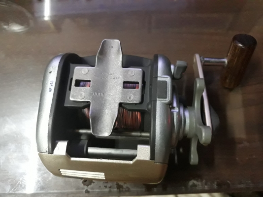 รอกตกปลา Shimano Digitana SLS3000 รอกตกปลา Shimano Digitana SLS3000
