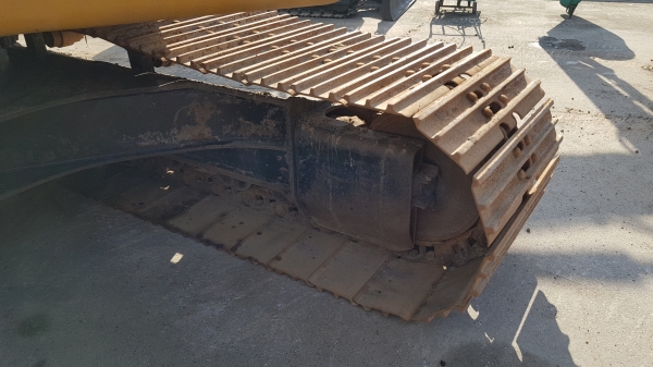 ขายรถแบคโฮ CAT 320D กระบอกเหลือง รุ่นหายาก เก่านอกผ่านการใช้งานในไทย สภาพดี พร้อมใช้งาน ขายรถแบคโฮ CAT 320D กระบอกเหลือง รุ่นหายาก เก่านอกผ่านการใช้งานในไทย สภาพดี พร้อมใช้งาน