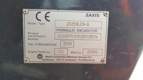 ขายรถแบคโฮ HITACHI ZX250LCN-3 ขายพร้อมหัวกระแทก ใช้งานเพียง 5 พันชั่วโมง