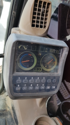 ขายรถแบคโฮ HITACHI ZX250LCN-3 ขายพร้อมหัวกระแทก ใช้งานเพียง 5 พันชั่วโมง