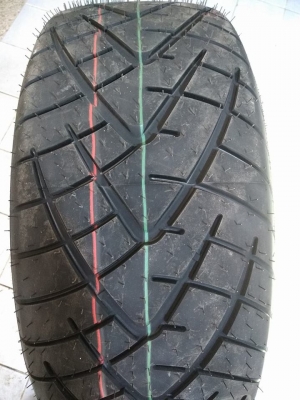 ยางใหม่กระบะไม่เตี้ยเกินไป 235 45 และ 265 40 ขอบ 18 ปี 18