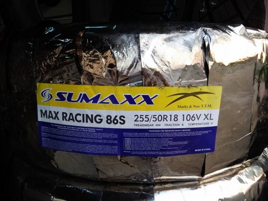 ยางใหม่ลายเทพ 255 50 18 ปี 18 เส้นละ 2800 บาท พร้อมใส่ถ่วง