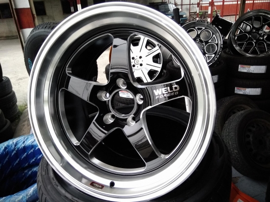 แม็กใหม่ลายเวล ขอบ 18 ราคา 13900 พร้อมยาง 21000 บาท