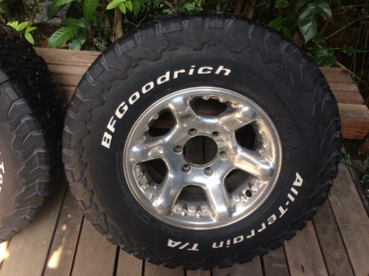 .ล้อ AR usa แท้ 16 8 ออฟ 0 6รู139 พร้อมยาง BF 265 75 16 ปลาย 14 ดอกเหลือประมาณ 50เปอร์เซน 2วง(1คู่)