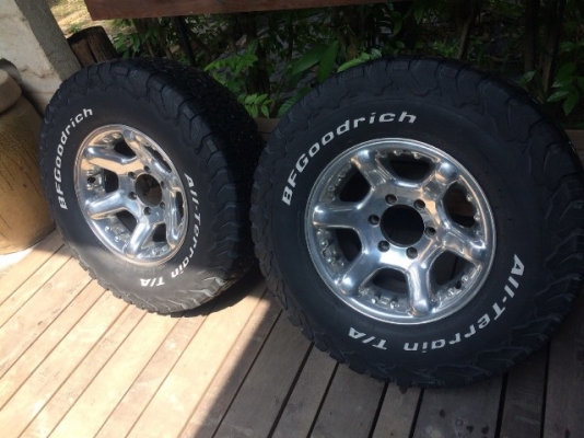 .ล้อ AR usa แท้ 16 8 ออฟ 0 6รู139 พร้อมยาง BF 265 75 16 ปลาย 14 ดอกเหลือประมาณ 50เปอร์เซน 2วง(1คู่)