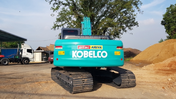 ขายรถแบคโฮ KOBELCO SK200-8 Yn12 Super สภาพนางฟ้า ขายรถแบคโฮ KOBELCO SK200-8 Yn12 Super สภาพนางฟ้า