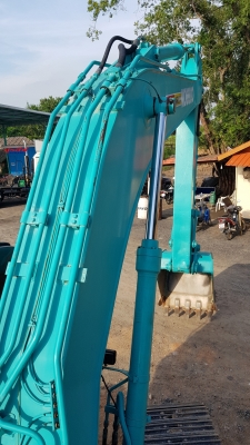 ขายรถแบคโฮ KOBELCO SK200-8 Yn12 Super สภาพนางฟ้า ขายรถแบคโฮ KOBELCO SK200-8 Yn12 Super สภาพนางฟ้า