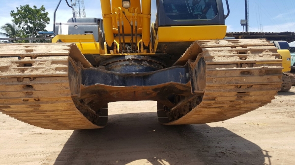 ขายรถแบคโฮ SUMITOMO SH210-5 ใช้งาน 4,1xx ชั่วโมง สภาพเทพบุตร ขายรถแบคโฮ SUMITOMO SH210-5 ใช้งาน 4,1xx ชั่วโมง สภาพเทพบุตร