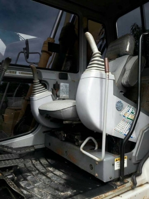 ขายจ้า..SUMITOMO SH120A1  เก่านอกแท้  แทรคใหญ่  70  มีลายแย๊ก  4,XXX  ชั่วโมง  เครื่องปั๊มดี  พร้อมใช้  โทร  089-3818694 จ๊อย..