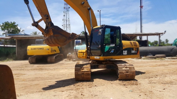 ขายรถแบคโฮ CAT 320D GC ใช้งาน 8,215 ชั่วโมง สภาพเทพบุตร พร้อมใช้งาน ขายรถแบคโฮ CAT 320D GC ใช้งาน 8,215 ชั่วโมง สภาพเทพบุตร พร้อมใช้งาน