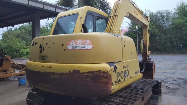 ขายจ้า##รถสวยๆนำเข้าเก่าญี่ปุ่นแท้ KOMATSU PC60-7 เอกสารครบ